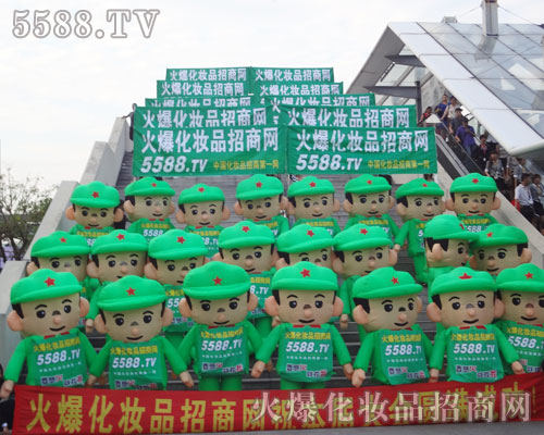 �𱬿�ͨ��ģ�������Ӣ���Ƒ�