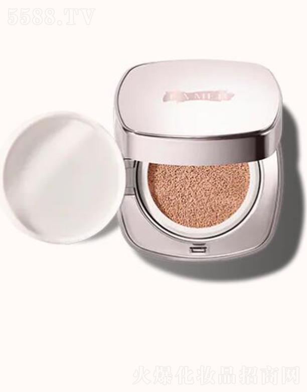 ��Ԋ�m�죨�Ϻ������Q���޹�˾�����{֮�i�̹⟨׃��|�۵�Һ11̖���ɫ���w���̾`�Ž������