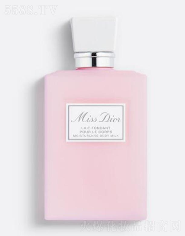 ��������̄գ��Ϻ������޹�˾���ϊWС�㝙�w�� ÿ�����B���������w���w