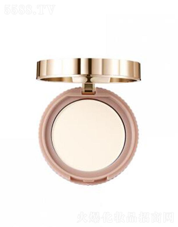 ���L�����yƷ�����ڣ����޹�˾��CANMAKEˮ���ؼ������۷ۣ�01 ͸��ɫ���I����Ȼ���µĊyЧ