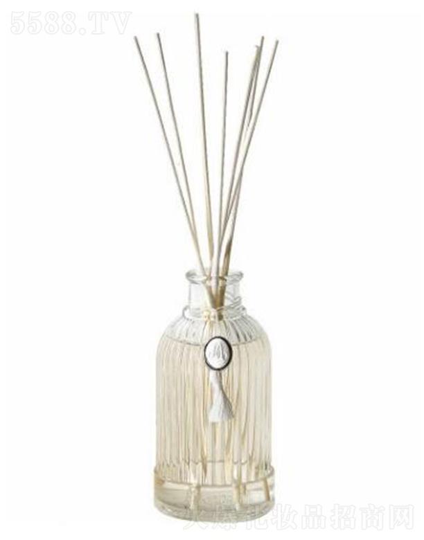 ������(�Ϻ�)Ʒ�ƹ����ɷ����޹�˾���Ϻ������� ���۠��­h����Փ]�lҺ200ml �C ��������ʹ����