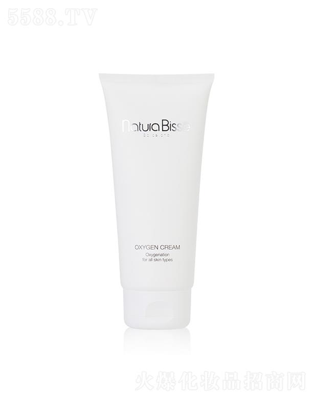 ���ڼΐ����I���޹�˾������ʩ����ˮ����˪   200ML  �Ք�ë��