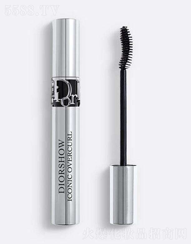 �����z͡�ϊW�̘I(�Ϻ�)���޹�˾�������z͡  �ϊW�@�G���N��ë��   �Sӯ���N