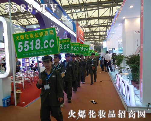 �𱬻��yƷ���̾W��������c���I���[��չ�^���ں�