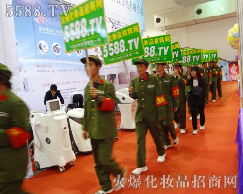 �𱬈F꠲��������x��