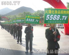 �B�țQ��һ�У�������������ÿ������