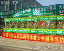 ����lչ�Ļ��˞�չ�����ψA�M�ľ�̖