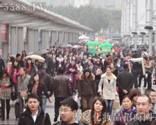 �𱬾W��η���y��Ŭ����ǰ