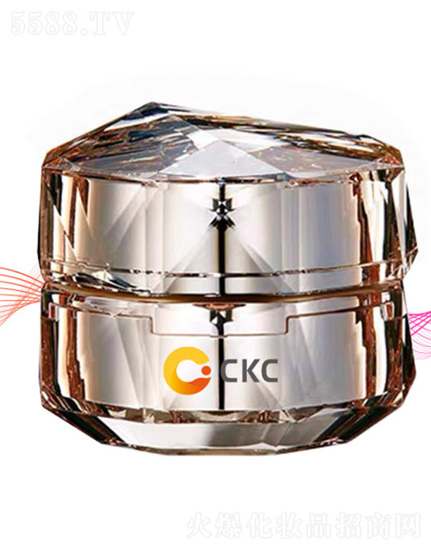 ���ğ������˪