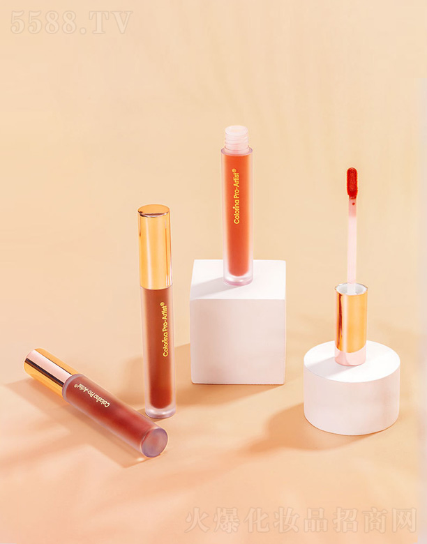 花漾傾心柔霧絲絨唇釉