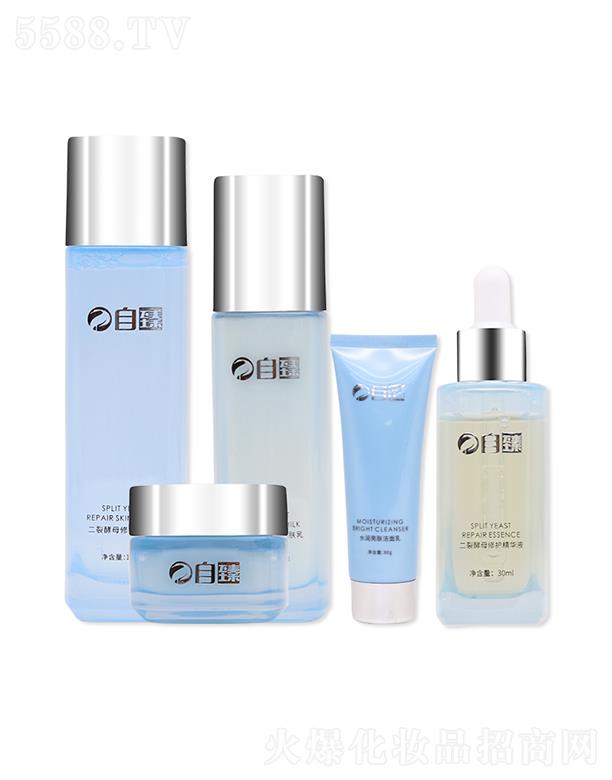 ������ѽ�ĸ���B���o���b �Ӿ�Ƥ�w˥��