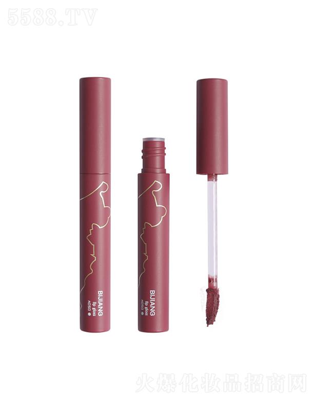 廣州筆匠絲滑霧面唇泥 輕薄棉密的泥狀質(zhì)感 色彩飽和均勻