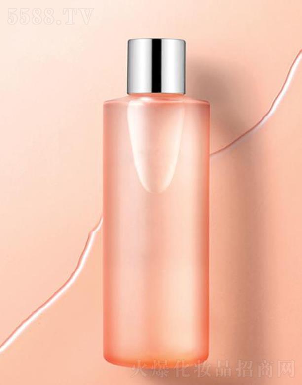 聚寶珍珠煥美潤顏水