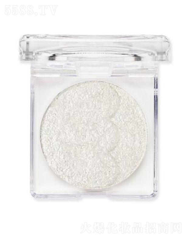 伊蒂之屋甜蜜之戀瓷釉眼影 BE103粉紅海鹽