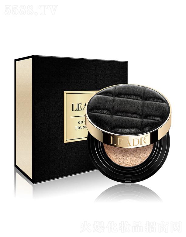 LEADRŮ��֮���̹��B�w��|�۵�Һ �����wɫ�p��