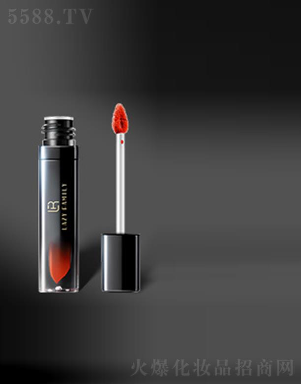 懶人家族方管唇釉