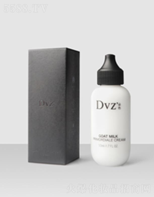 朵色山羊奶醒膚素顏霜