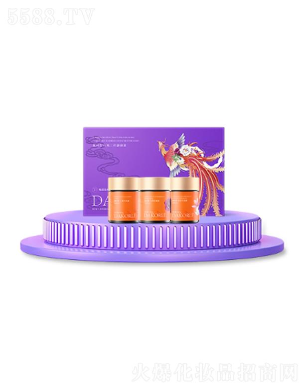 黛珂黎烏雞三珍御顏膏