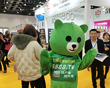 ���˵ĈԳ֣�͸¶�o�F����