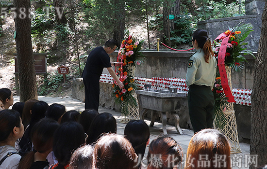 吾輩當自強 吾輩當自強