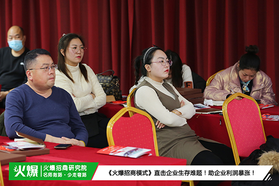 13�꽛򞣬�f����I��ͬ��C����������ģʽ��������I���F�������񱩝q