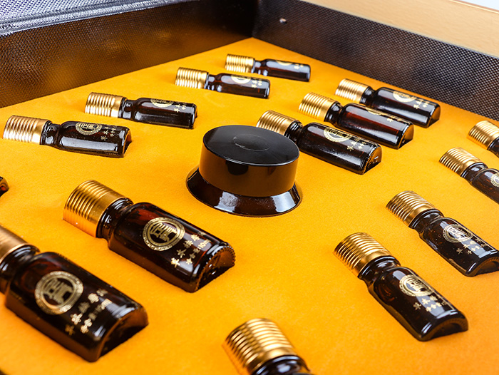 �ȝ��òݱ����B��