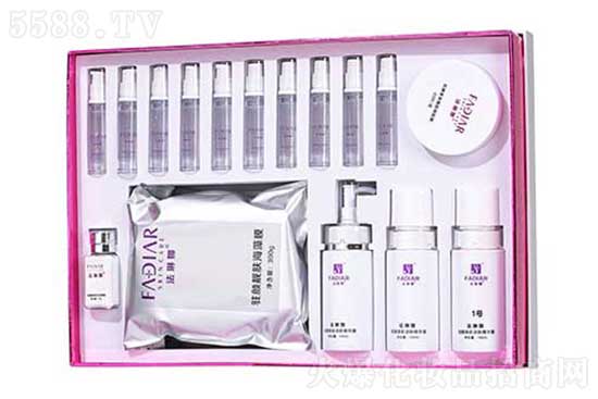 法琳娜駐顏緊致水嫩養膚套 法琳娜駐顏緊致水嫩養膚套