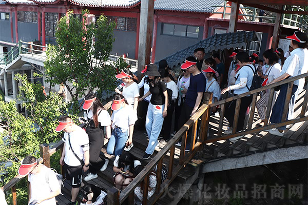 端午旅行記:一覽老君山 端午旅行記:一覽老君山