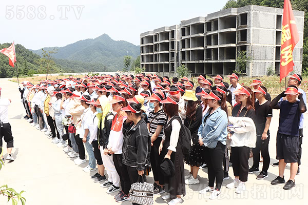 �㲽�Ͼ�ɽ����������Ļ������ܾ���������