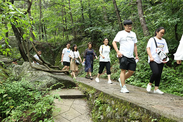 ���^�@��ɽ���� �Լ�����