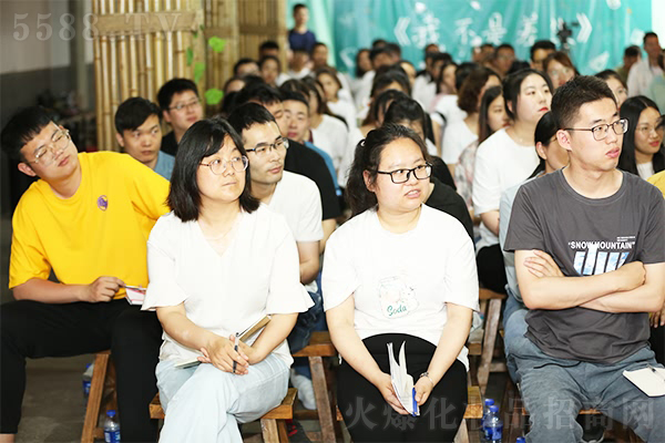 上善若水,為而不爭(zhēng) 上善若水,為而不爭(zhēng)