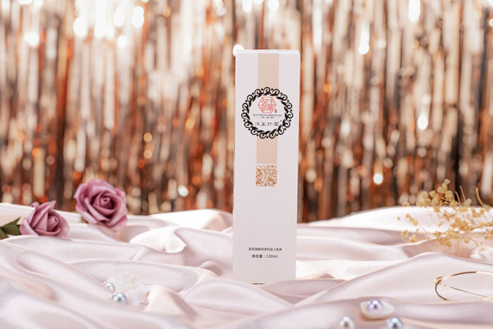 漢王珍草青春煥彩亮顏美肌水 漢王珍草青春煥彩亮顏美肌水