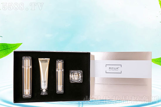 美妍仙姿水光潤養(yǎng)補水套盒 美妍仙姿水光潤養(yǎng)補水套盒