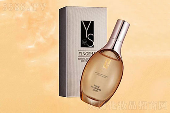 櫻莎黑金臻寵隔離乳 櫻莎黑金臻寵隔離乳