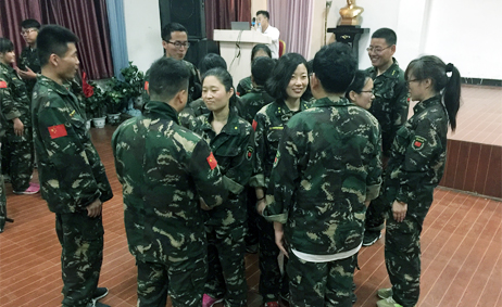 ٝ���e�����ի@�옷��