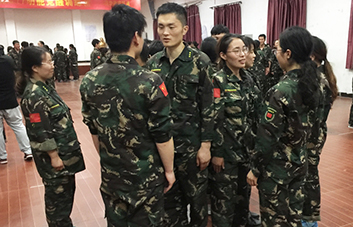 ���ڰl(f��)�F(xi��n)��߅������������߆݌�(du��)�e�˵�ٝ��