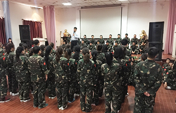 �I(l��ng)��(d��o)���ǈF(tu��n)�(du��)�ĺ�����һ��һ�ж��Ǳ�����