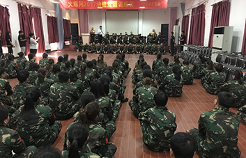 ������������(zh��n)�������(du��)�飬�I(l��ng)��(d��o)������չʾ��